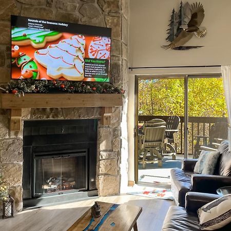 Apartamento Eagles Nest Escape Gatlinburg Exterior foto
